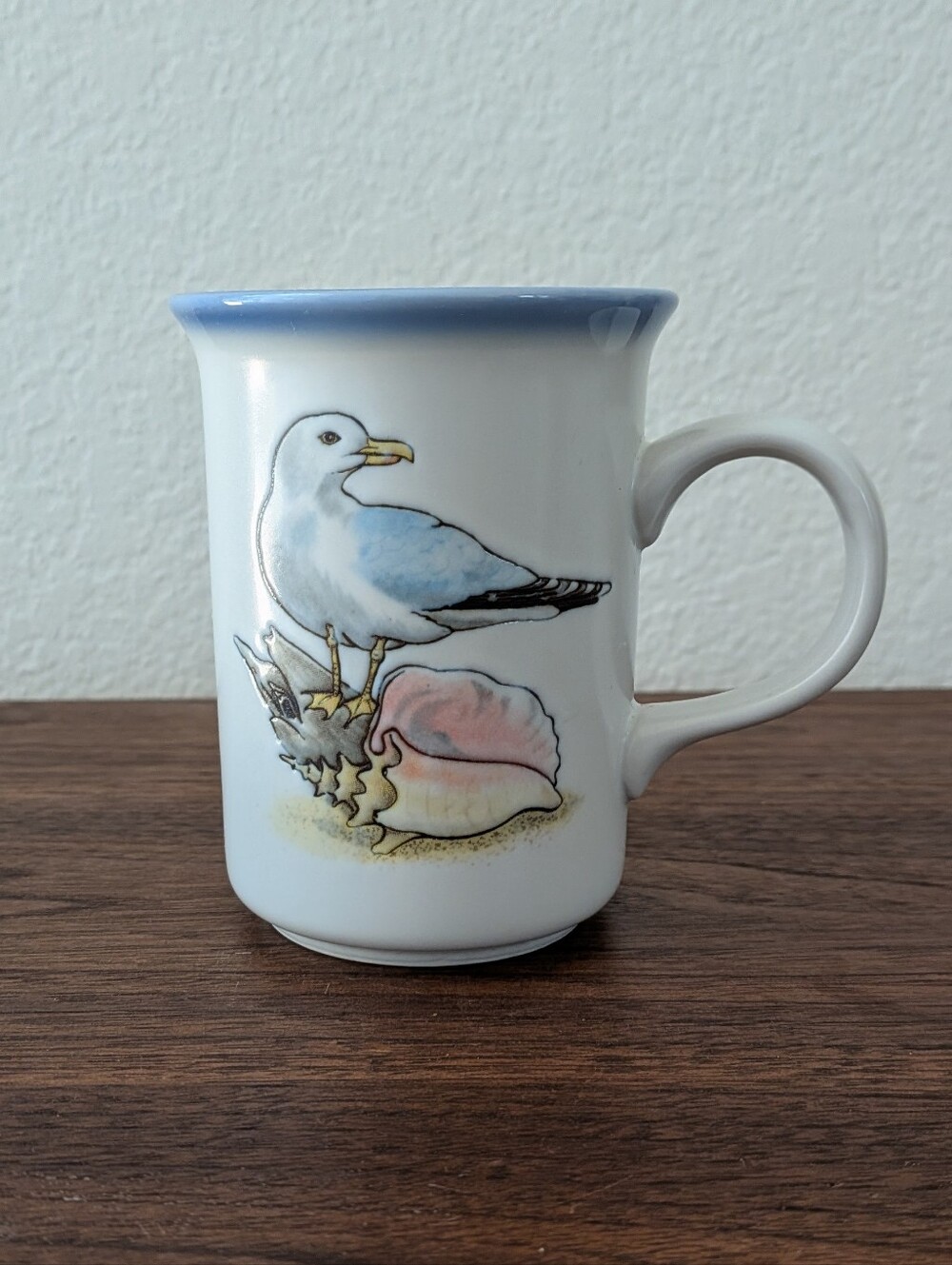 Vintage Otagiri Bob Harrison 10oz Seagulls Shells Coffee Tea Mug Embossed Signed
